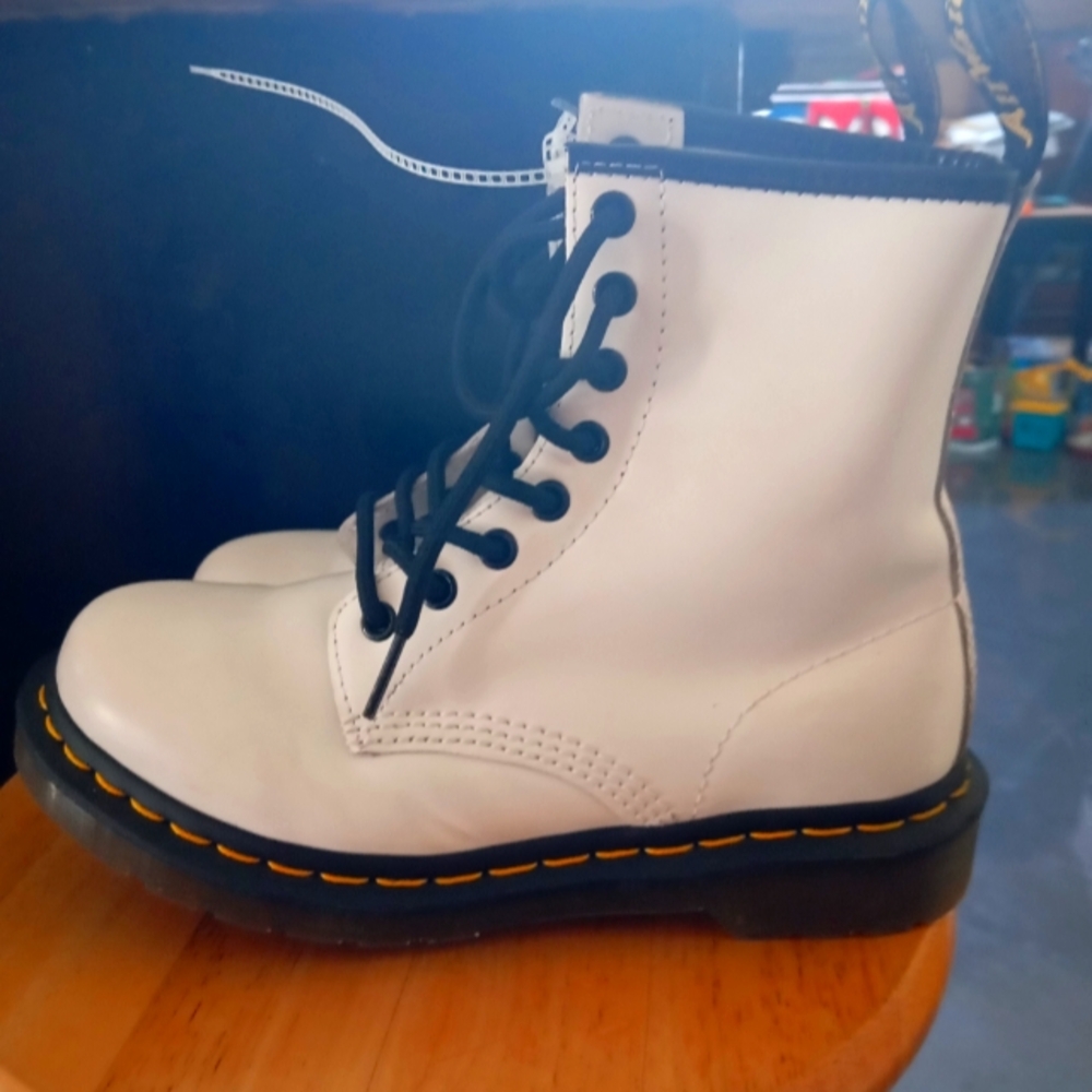 NEW Dr. Martens boots